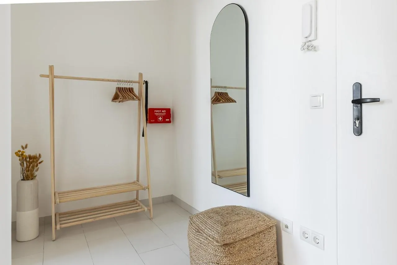 Bright Stylish Apartment With A Balcony In A Top Location Vienna