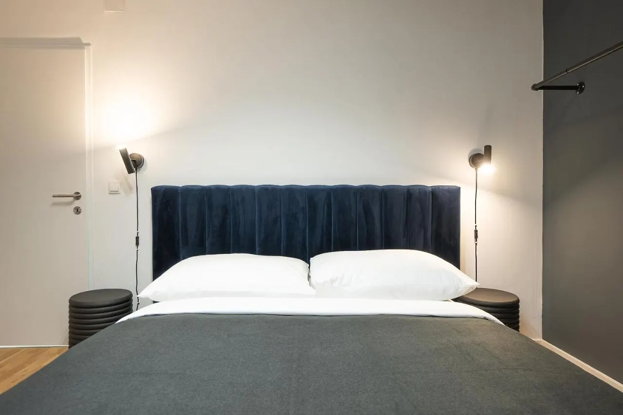 Bright Stylish Apartment With A Balcony In A Top Location Vienna