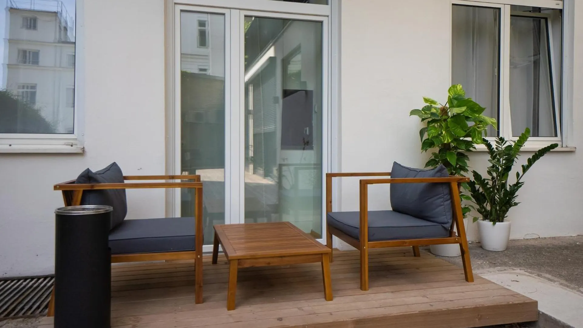 Bright Stylish Apartment With A Balcony In A Top Location Vienna