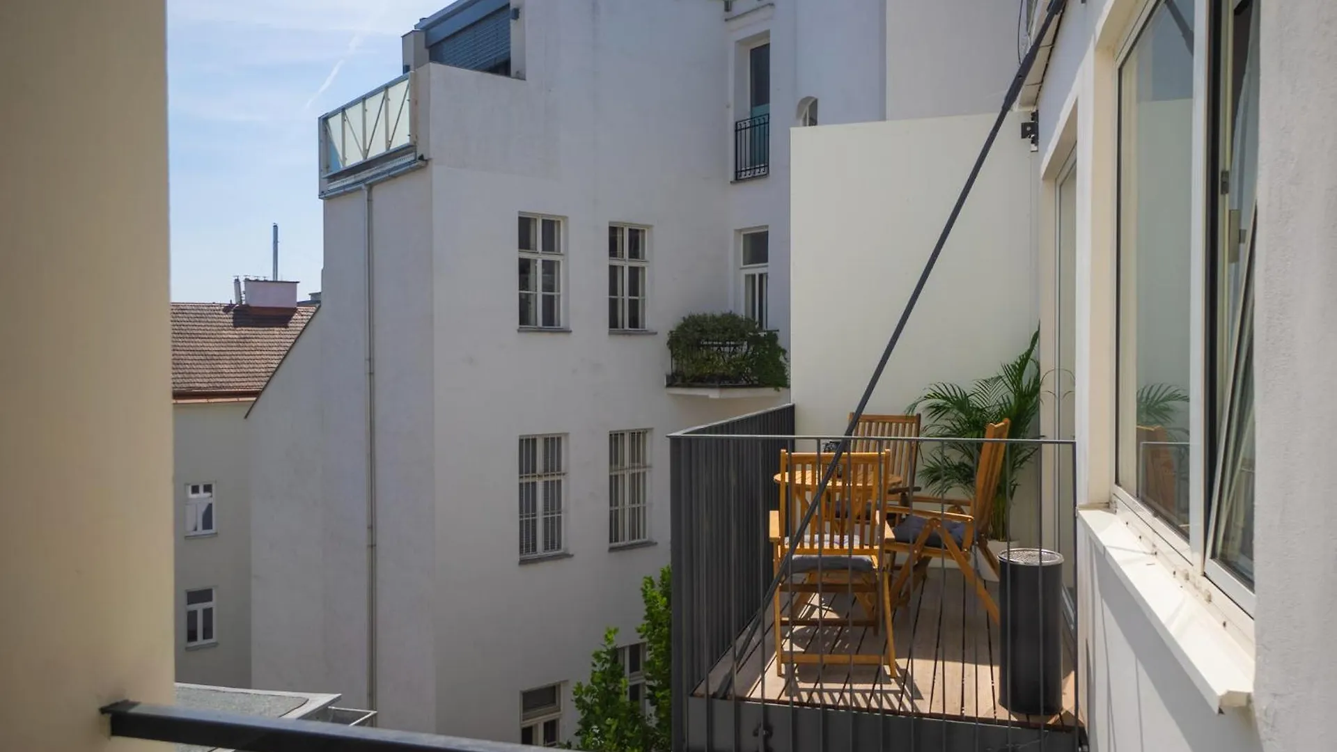Bright Stylish Apartment With A Balcony In A Top Location Vienna 0*,